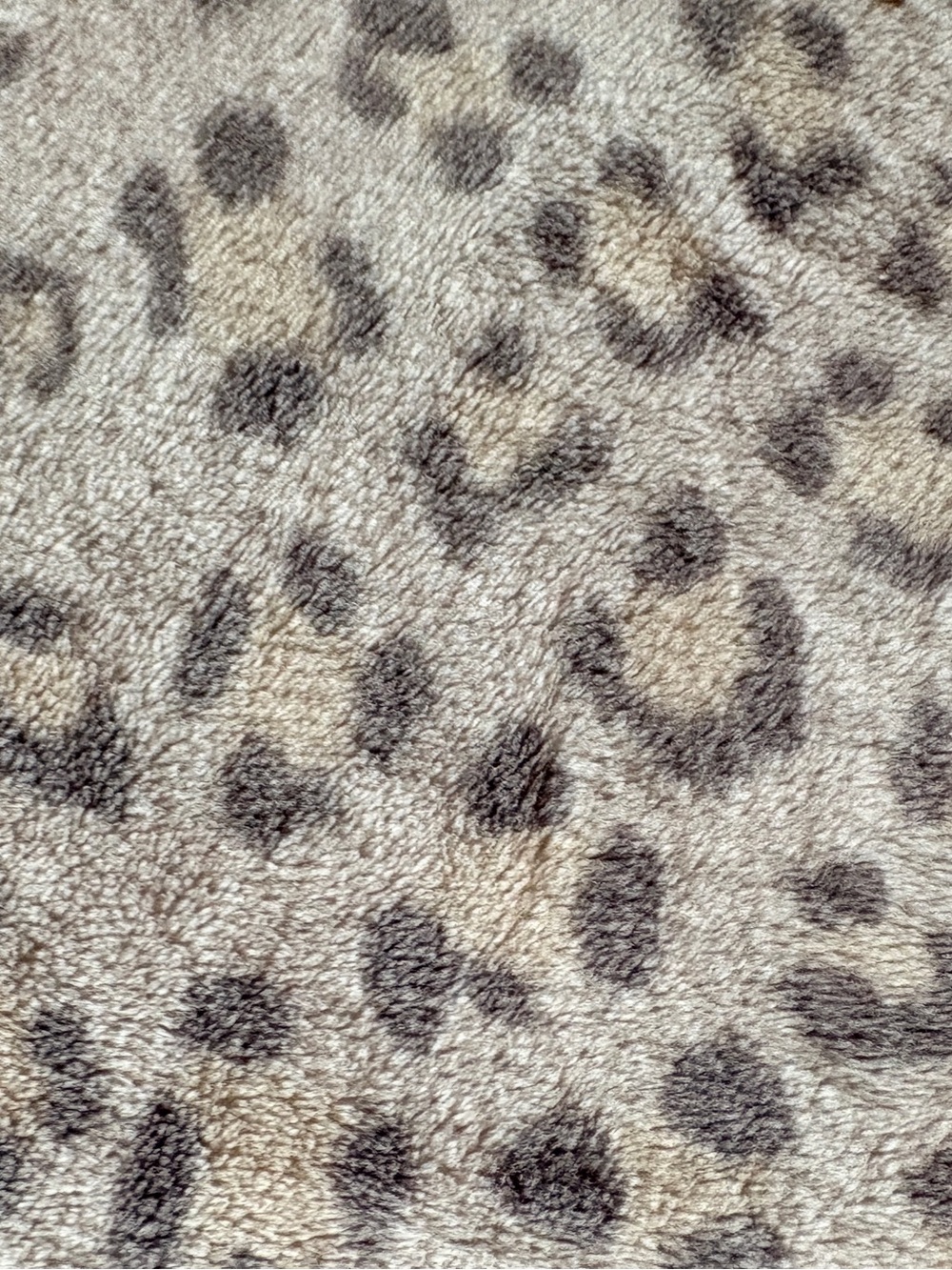 Soft Beige Leopard Hooded PJs for women,
S/M - Picture 4 of 5